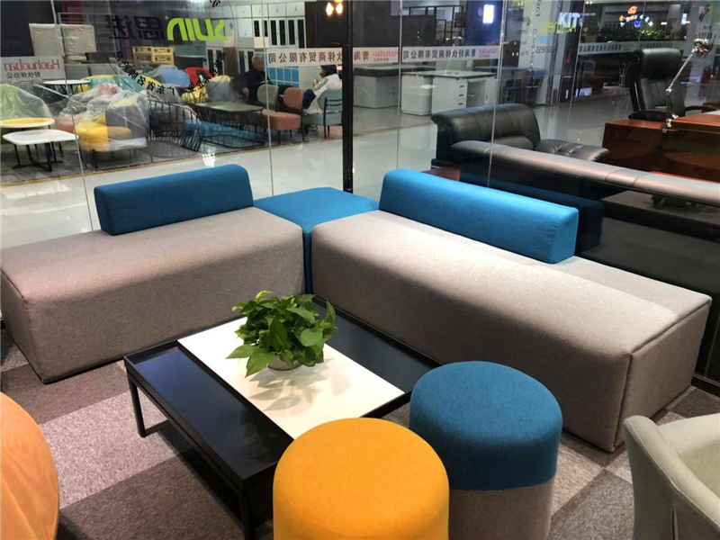 思進(jìn)家具湖南省岳陽(yáng)市專(zhuān)賣(mài)店